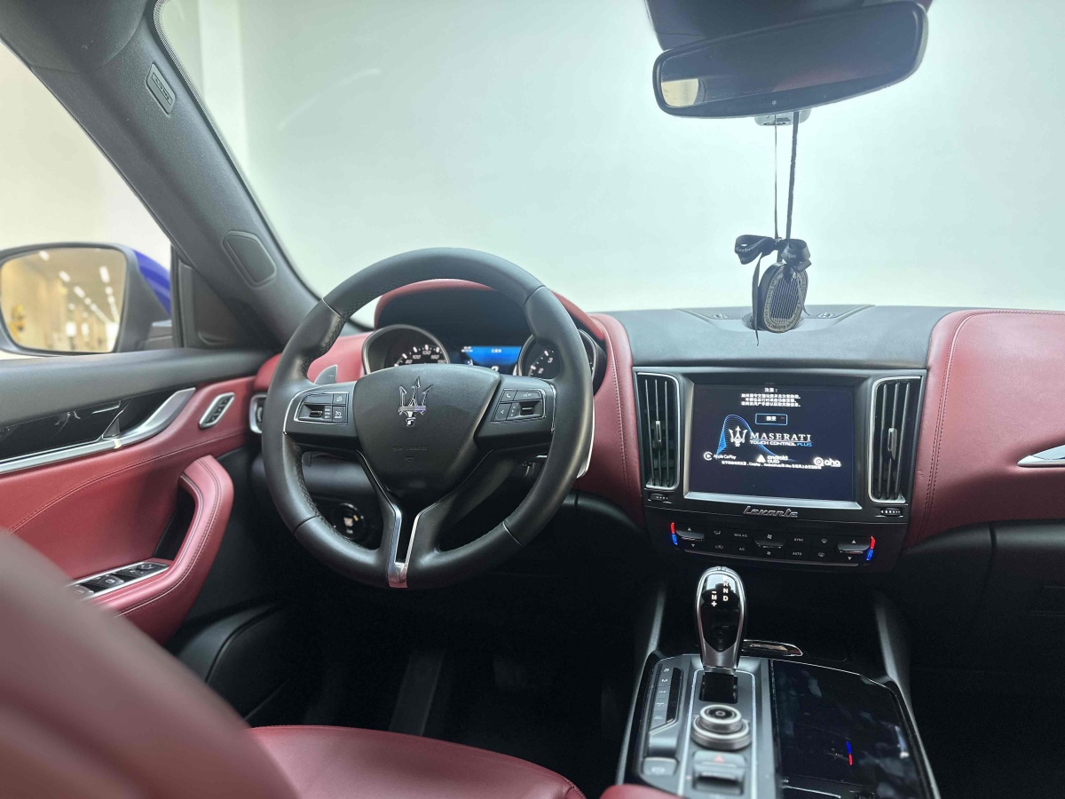 玛莎拉蒂 Levante  2016款 3.0T Levante图片