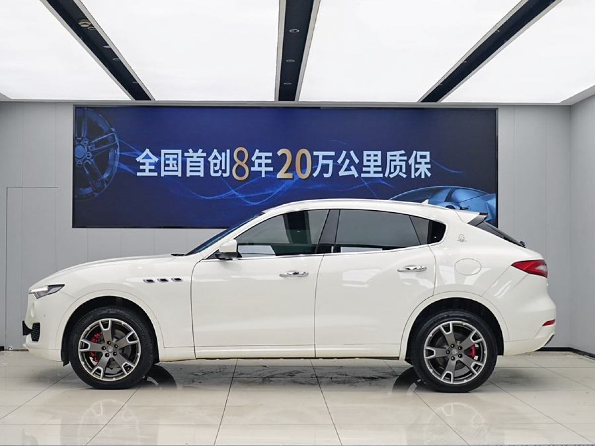 瑪莎拉蒂 Levante  2018款 3.0T 經(jīng)典版圖片