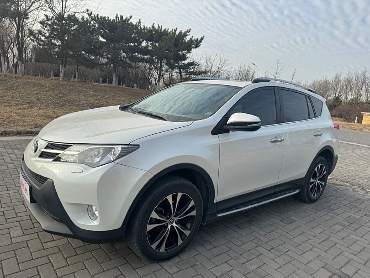 豐田 RAV4榮放  2015款 2.5L 自動四驅(qū)精英版圖片