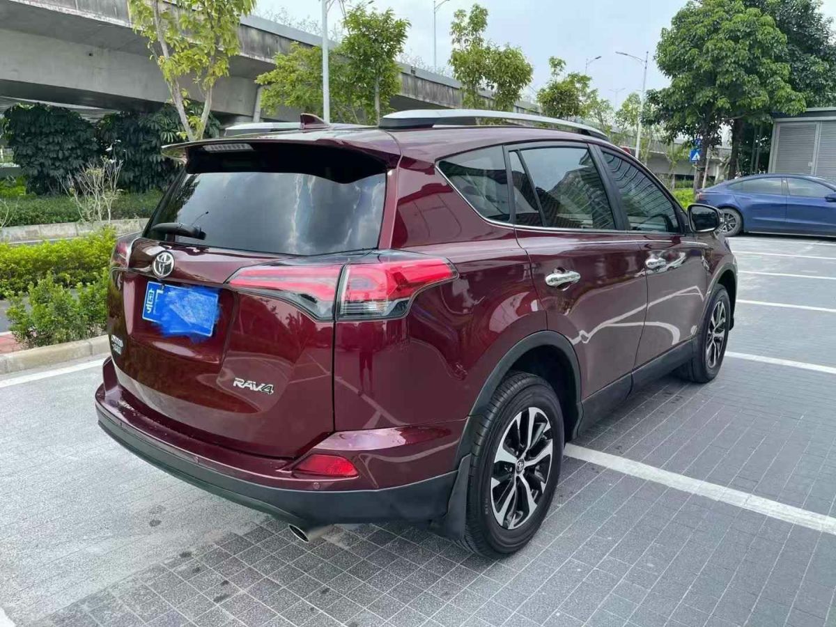 豐田 RAV4 圖片