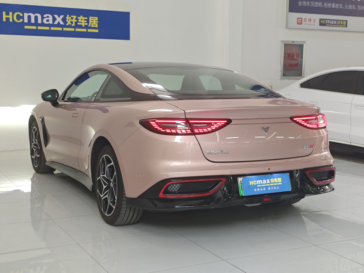 2023年12月哪吒 哪吒GT  2023款 580 AWD