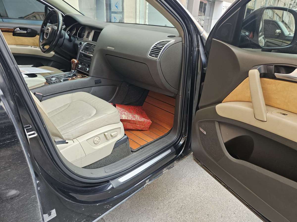 奧迪 奧迪Q7  2007款 3.6 FSI quattro 豪華型圖片