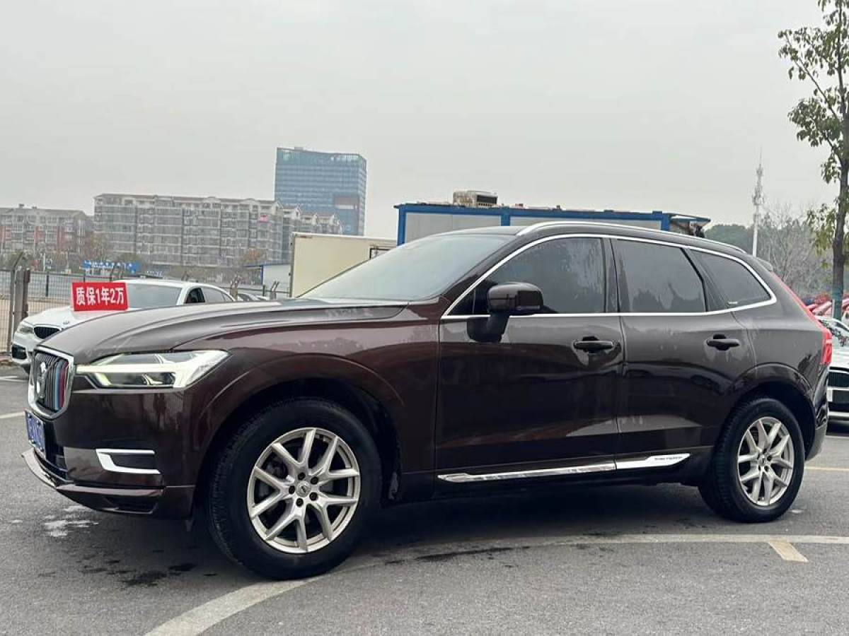 沃爾沃 XC60  2018款 T5 四驅(qū)智逸版圖片