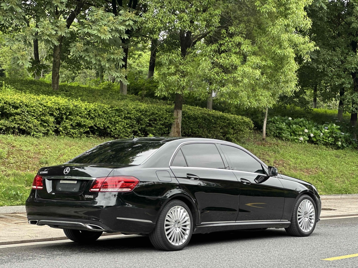 奔馳 奔馳E級(jí)  2014款 改款 E 260 L 豪華型圖片
