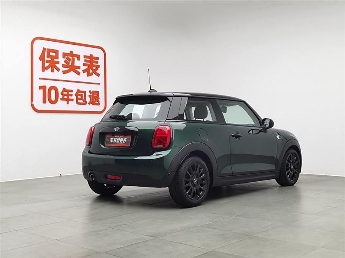 MINI COUNTRYMAN  2018款 1.5T COOPER 經(jīng)典派圖片