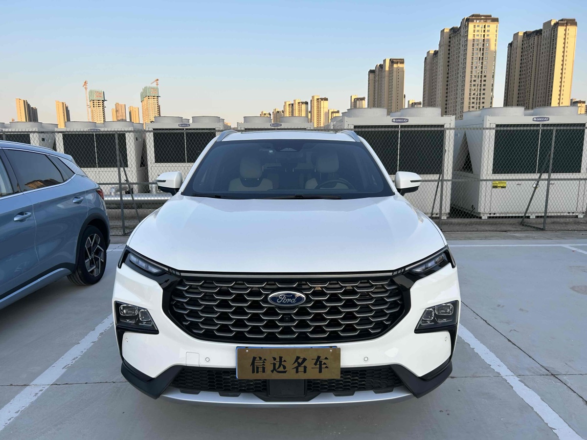 福特 領(lǐng)睿  2022款 改款 EcoBoost 170 尊領(lǐng)型圖片