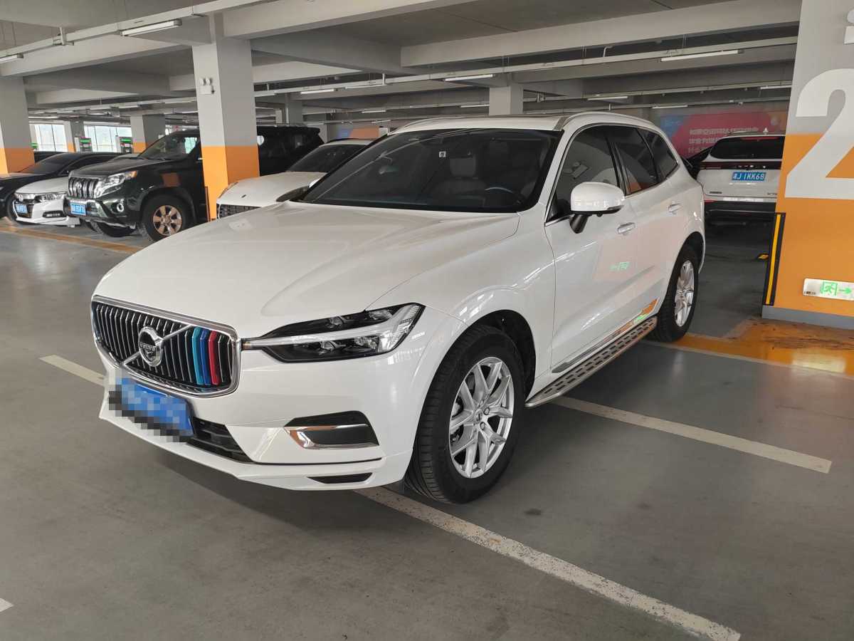 沃爾沃 XC60  2021款 T5 四驅(qū)智逸豪華版圖片