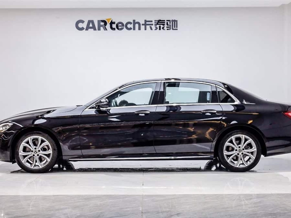 奔馳 奔馳E級(jí)  2021款 改款 E 300 L 運(yùn)動(dòng)時(shí)尚型圖片