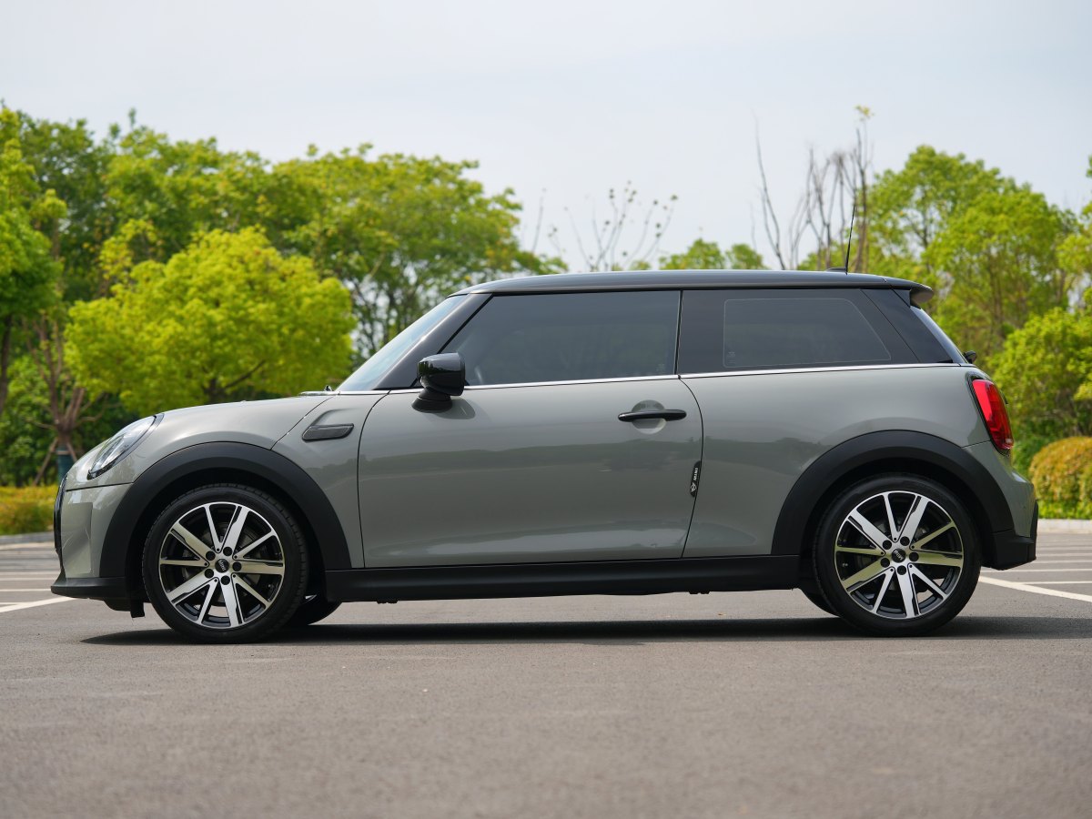 2023年5月MINI MINI  2023款 改款 1.5T COOPER 藝術家