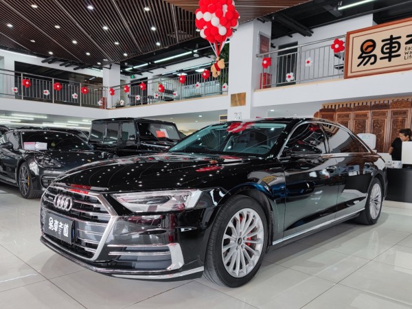 奥迪 奥迪A8  2021款 A8L 50 TFSI quattro 舒适型