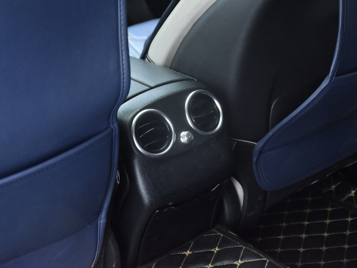奔驰 奔驰C级  2016款 C 180 L 运动型图片