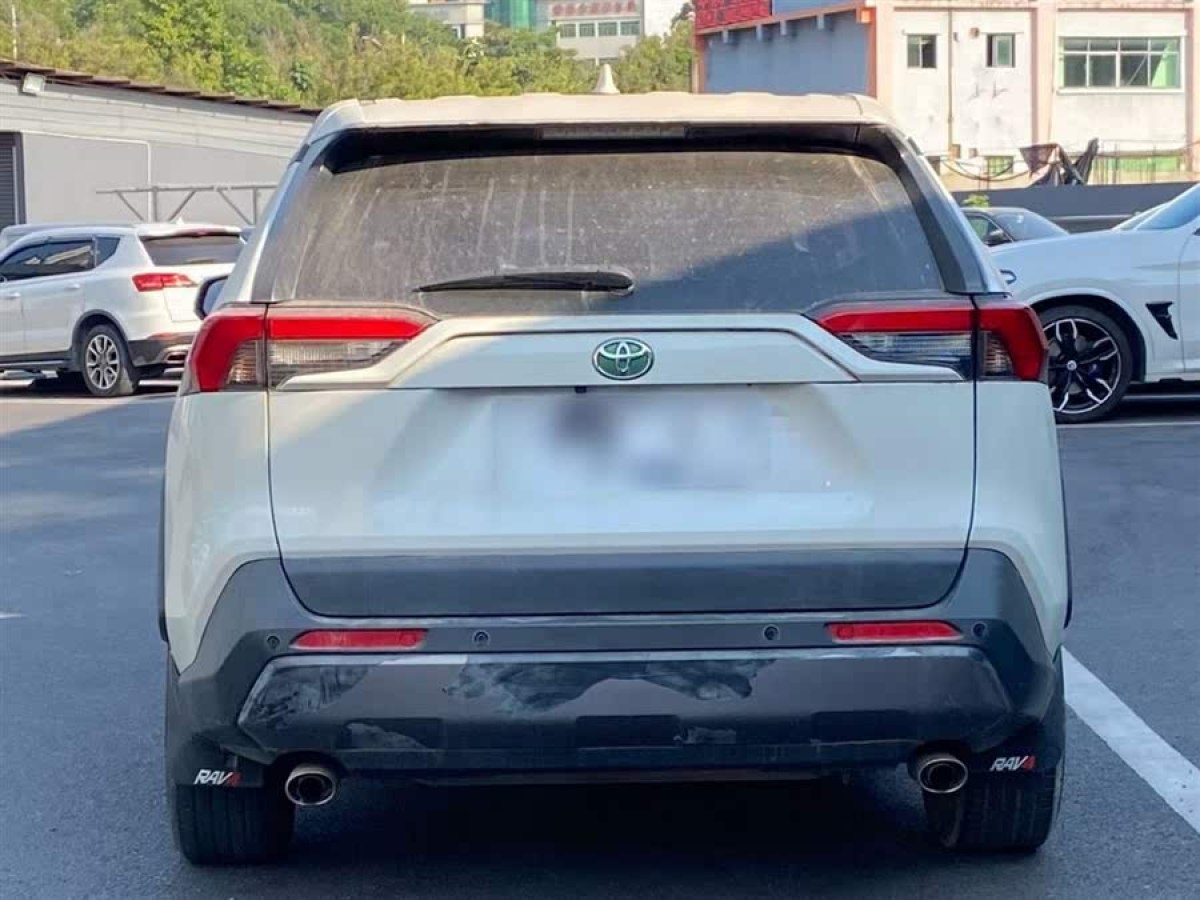 豐田 RAV4榮放  2020款 2.0L CVT四驅(qū)風(fēng)尚PLUS版圖片