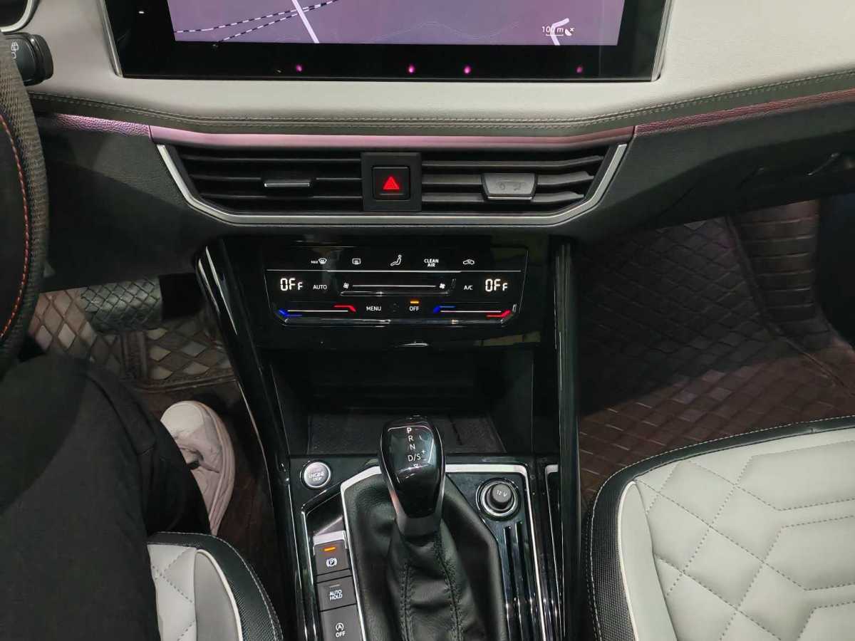 大眾 探岳  2024款 300TSI 兩驅(qū)豪華Plus進(jìn)階版圖片
