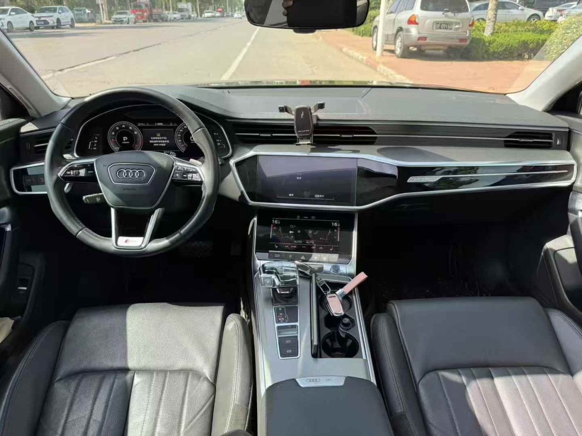 奧迪 奧迪A6  2021款 Avant 45 TFSI 先鋒派星辰版圖片