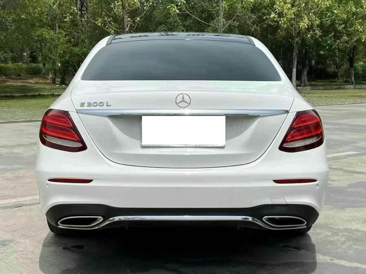 奔馳 奔馳E級  2016款 E 200 L 運動型圖片