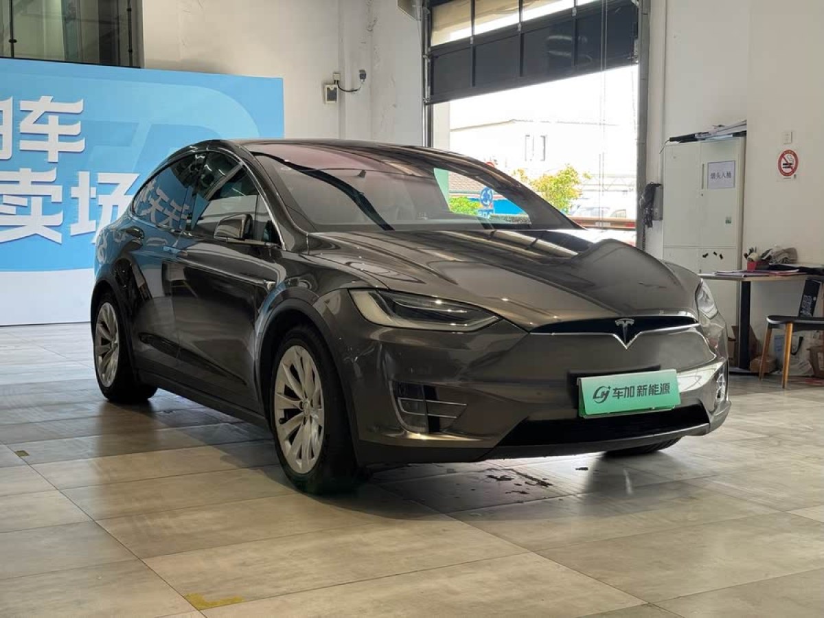 特斯拉 Model X  2016款 Model X 60D圖片