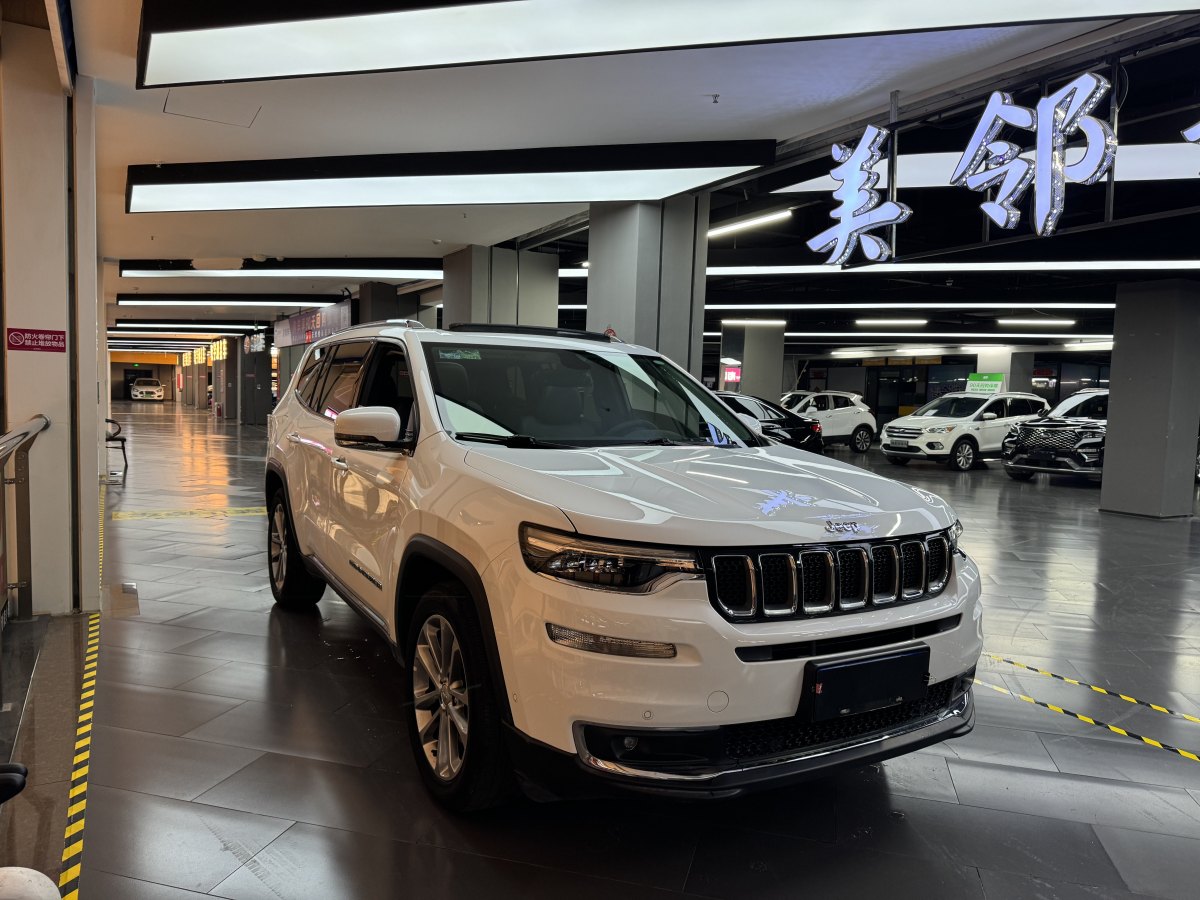 Jeep 指揮官  2018款 2.0T 四驅(qū)臻享版 國VI圖片