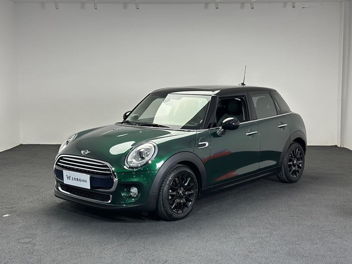 MINI MINI  2015款 1.5T COOPER Excitement 五門版圖片