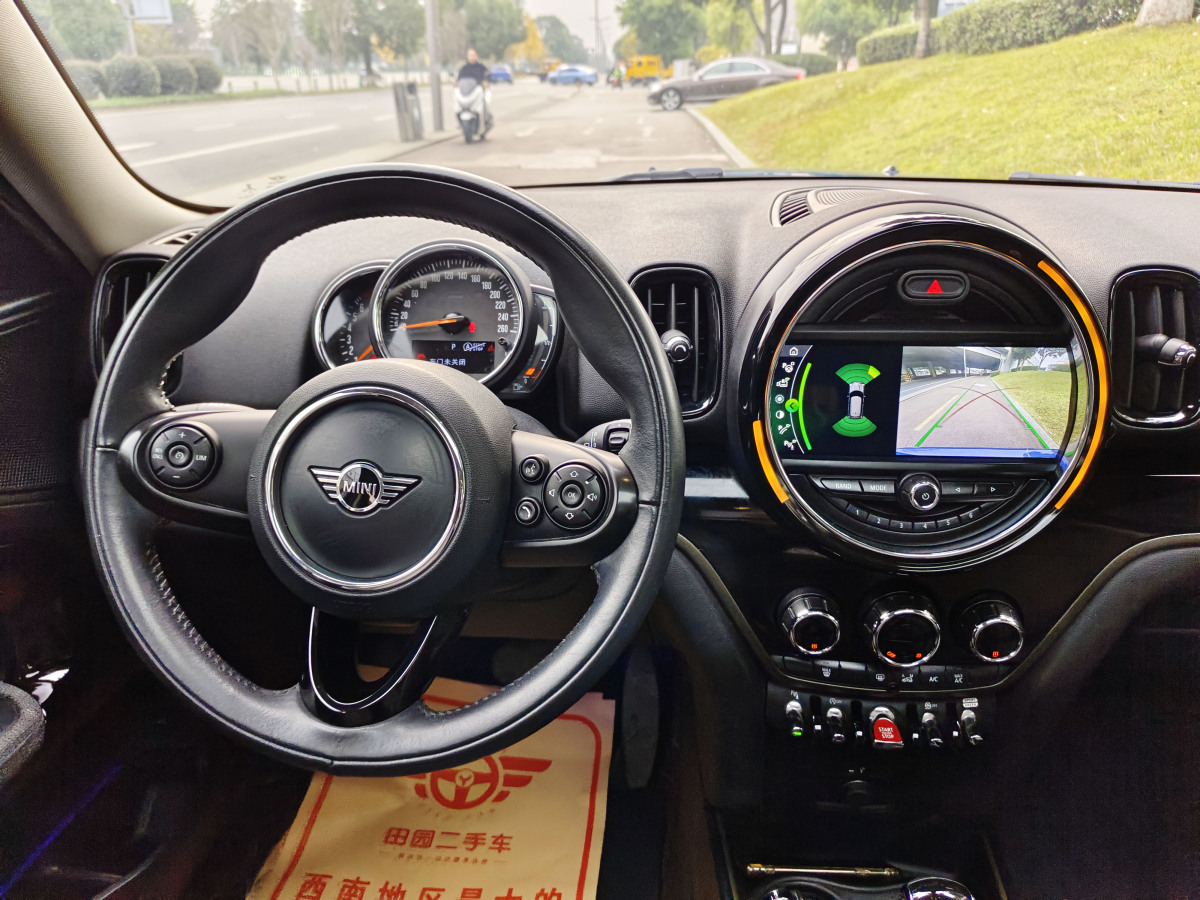 MINI COUNTRYMAN  2019款 2.0T COOPER S ALL4 經(jīng)典派圖片