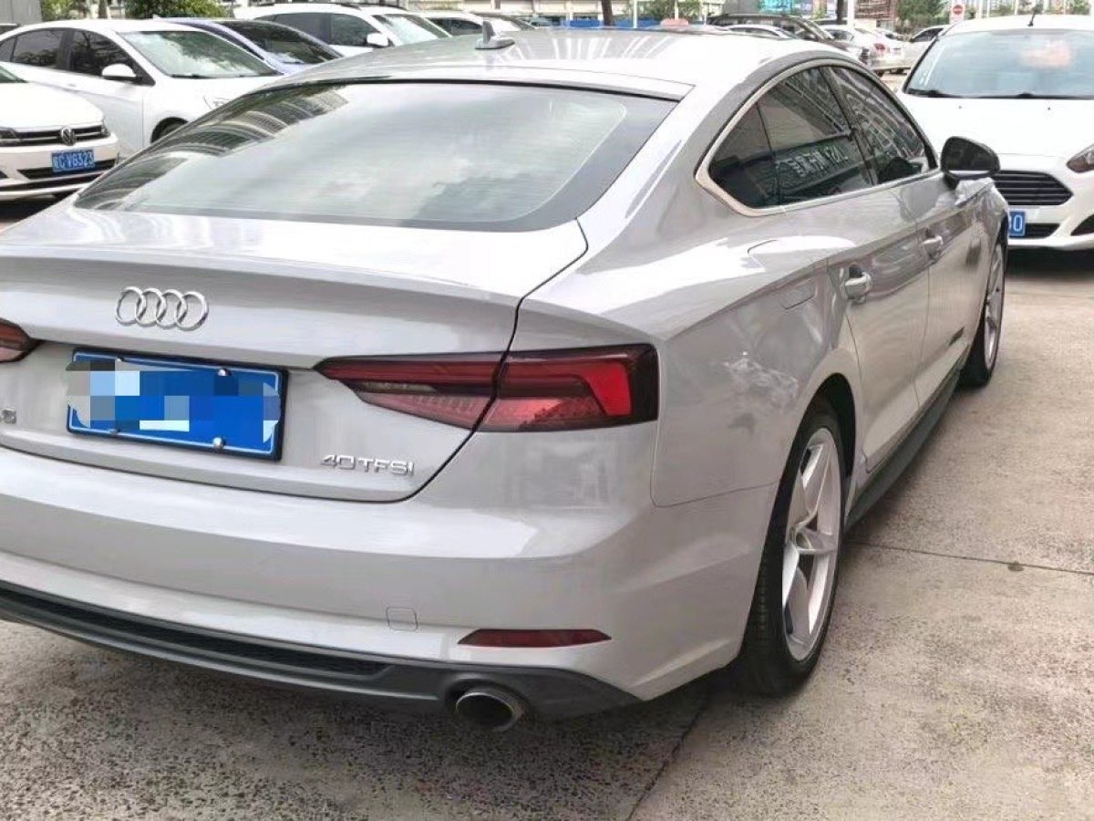 奧迪 奧迪A5  2019款 Sportback 40 TFSI 時(shí)尚型圖片
