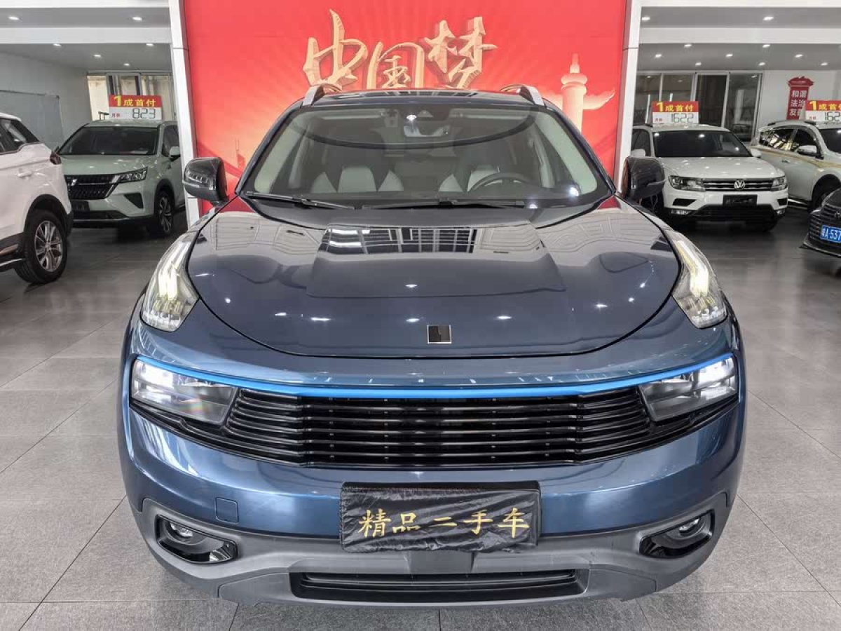 領(lǐng)克 領(lǐng)克01  2017款 2.0T 兩驅(qū)耀Pro版圖片