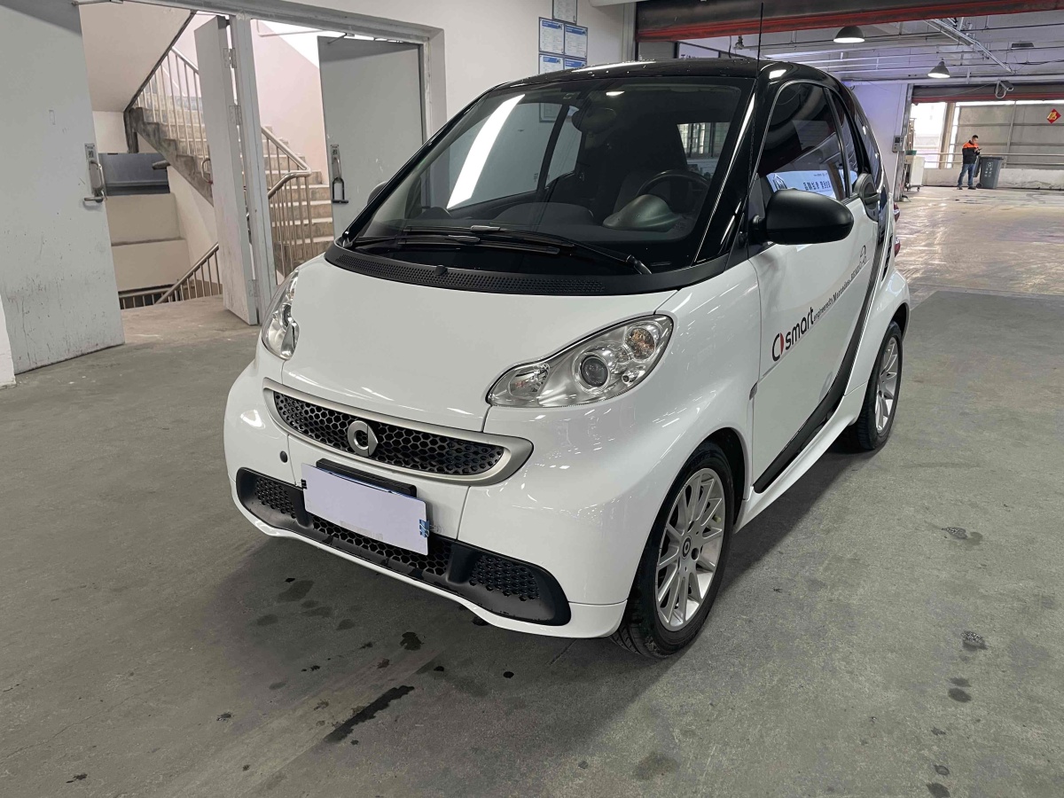 2014年2月smart fortwo  2012款 1.0 MHD 硬頂標準版