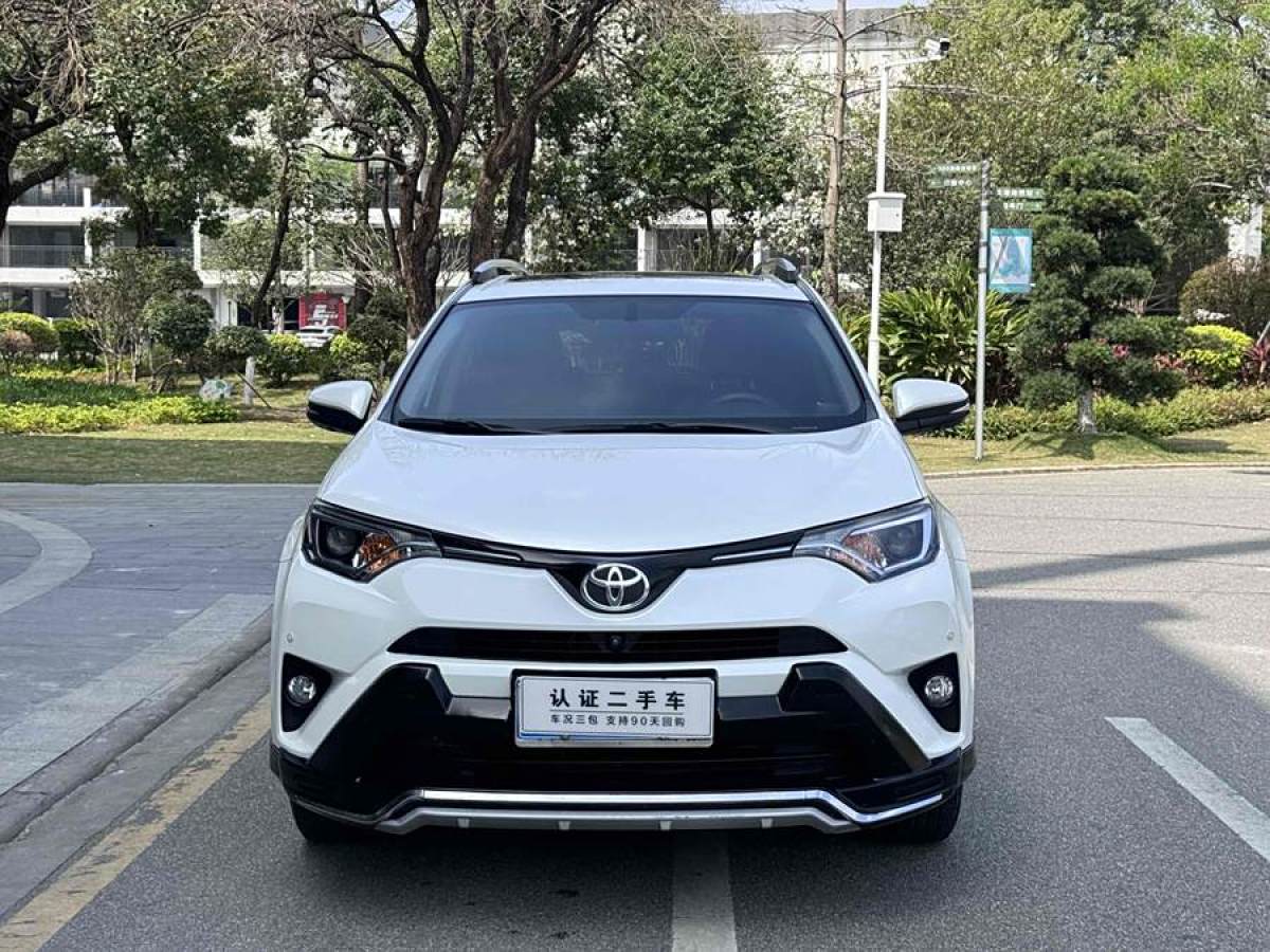 2019年1月豐田 RAV4榮放  2019款 2.0L CVT兩驅(qū)風(fēng)尚X限量版 國VI