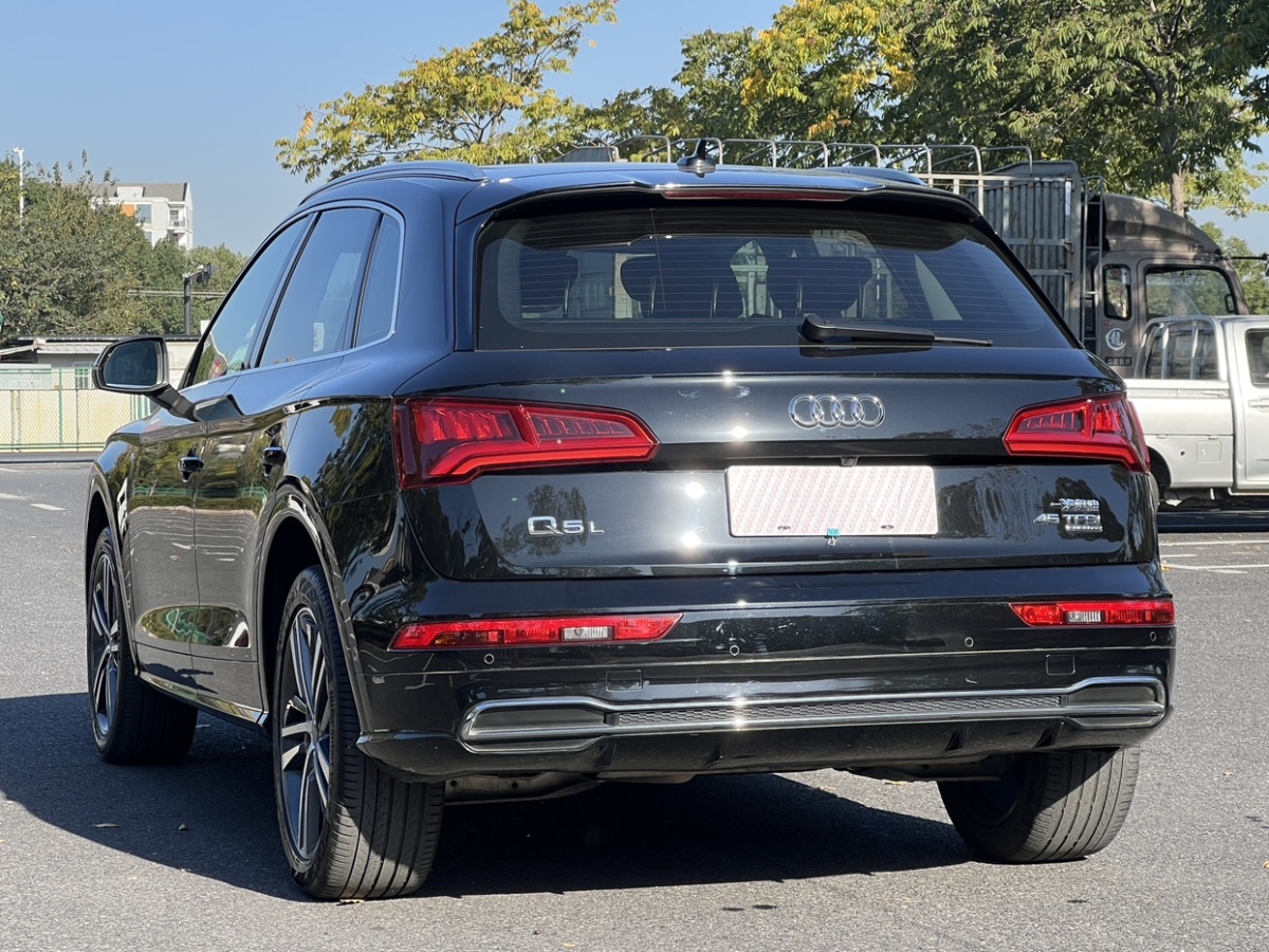 奧迪 奧迪Q5L  2020款 45 TFSI 尊享時尚型圖片