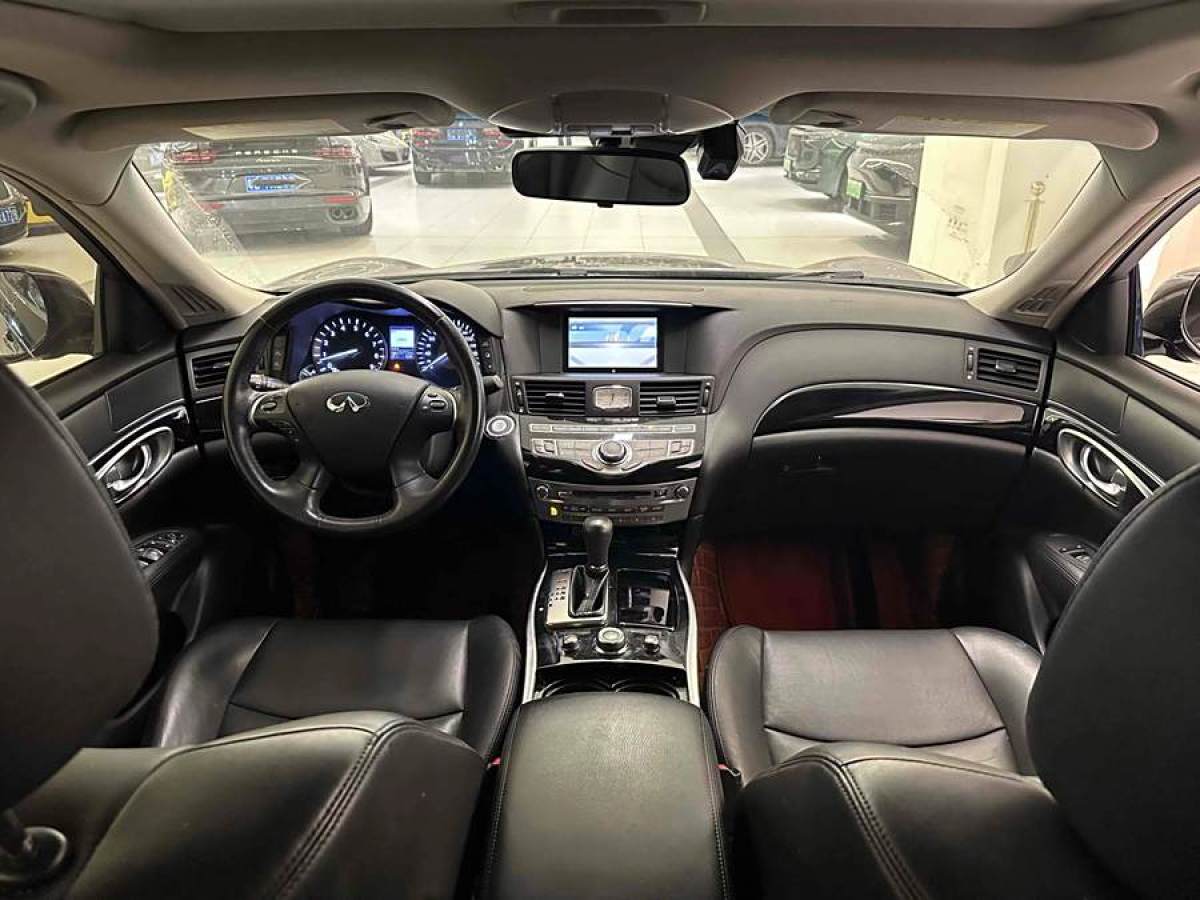 英菲尼迪 Q70  2017款 Q70L 2.5L 精英版圖片