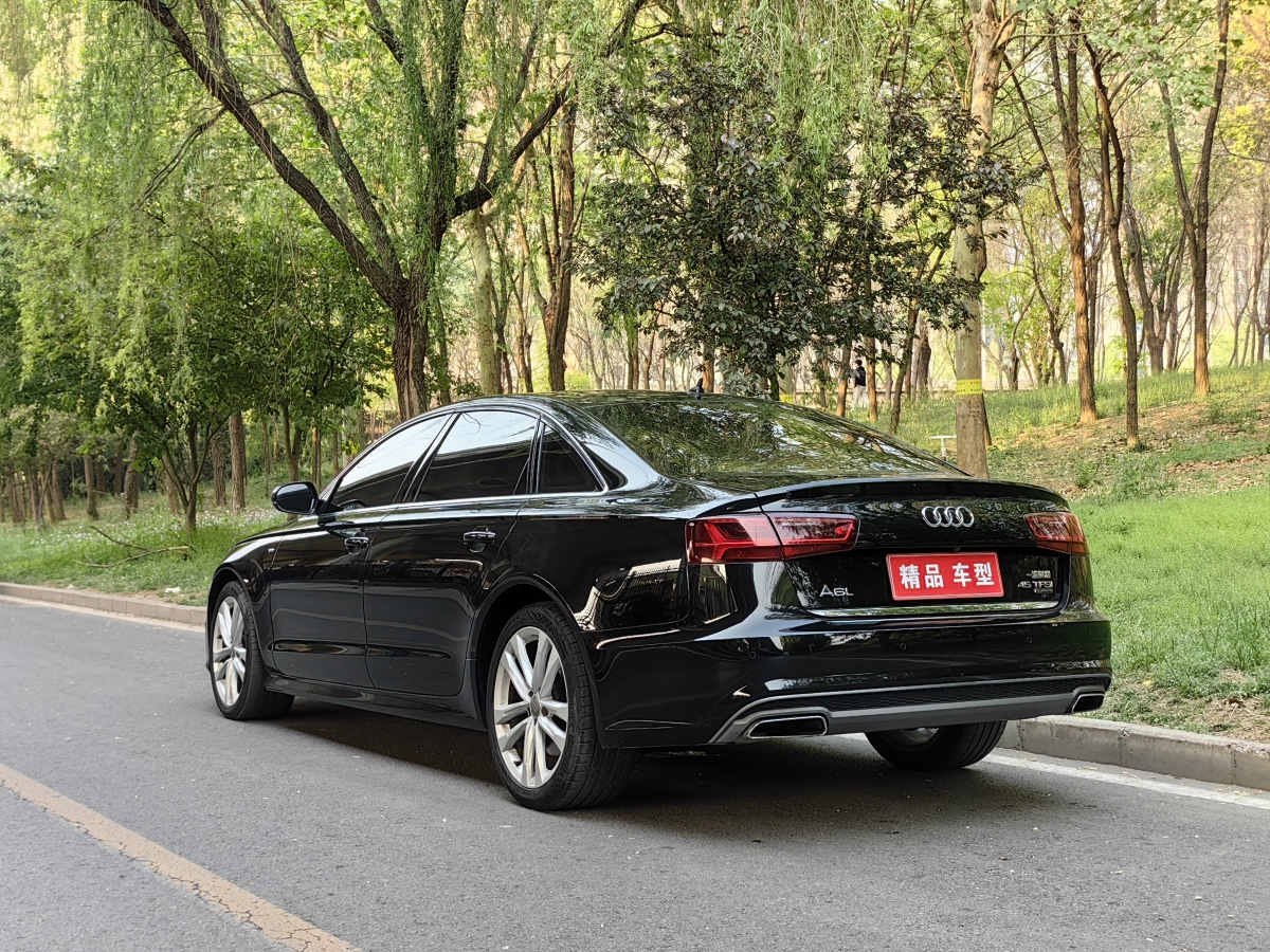 奧迪 奧迪A4L  2018款 30周年年型 45 TFSI quattro 運動型圖片