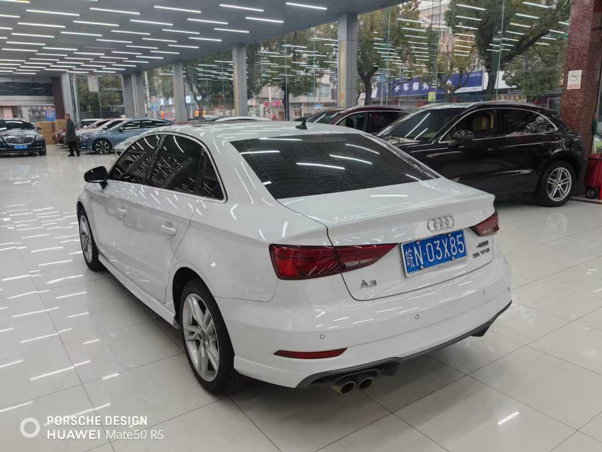 奧迪 奧迪A3  2018款 30周年年型 Limousine 35 TFSI 時(shí)尚型圖片