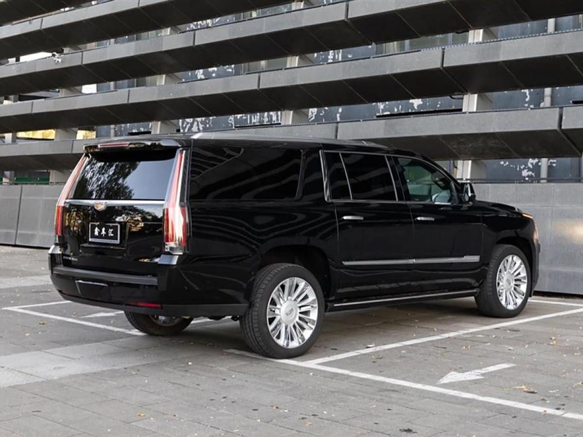 2018年5月凱迪拉克 凱雷德ESCALADE  2017款 6.2L ESV鉑金版加長(zhǎng)型