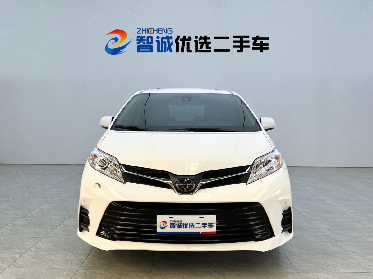 丰田 塞纳  2017款 3.5L 两驱 LE图片