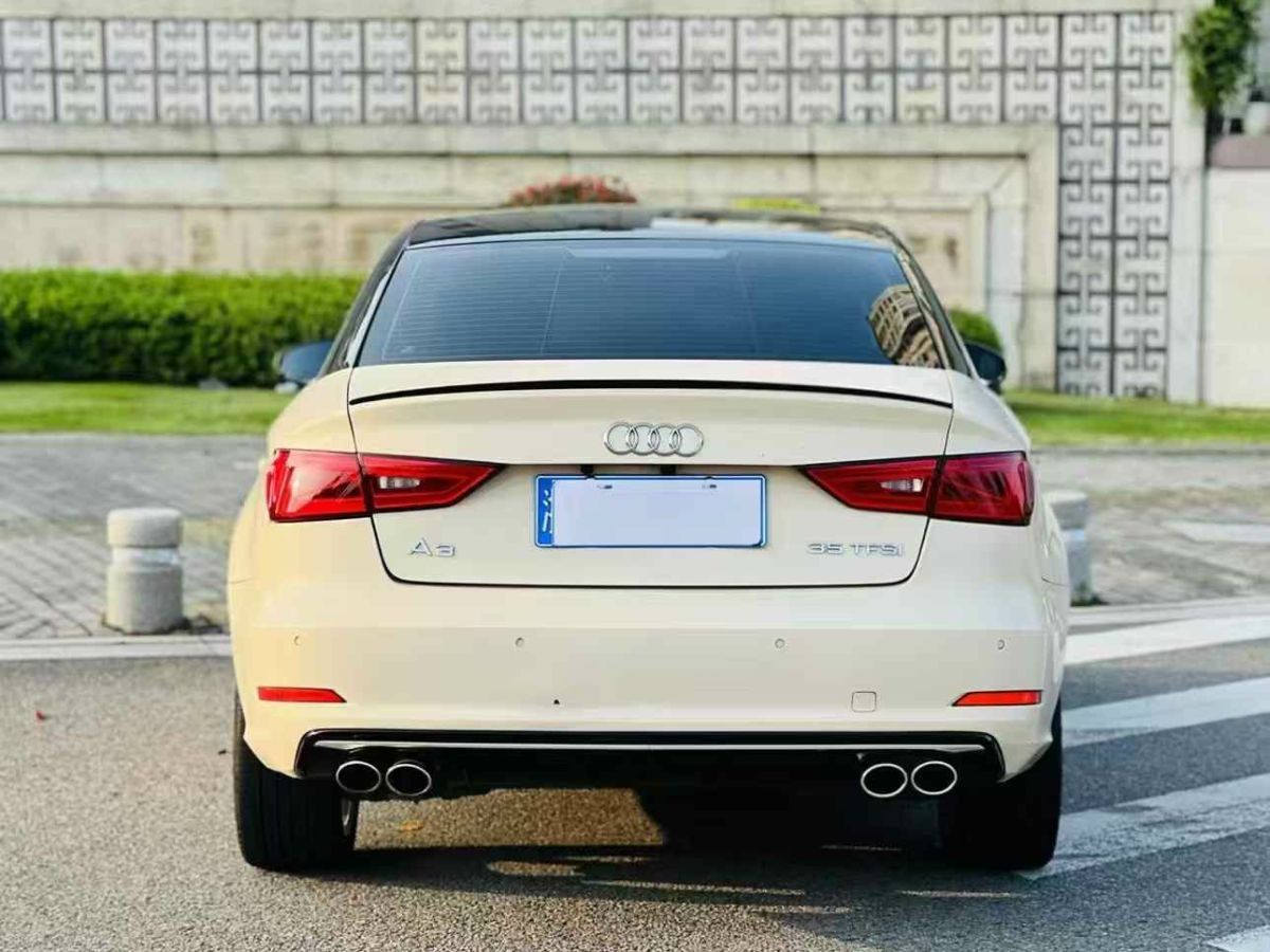 奧迪 奧迪A3  2015款 A3 1.4TFSI 35TFSI 百萬(wàn)紀(jì)念智領(lǐng)型圖片