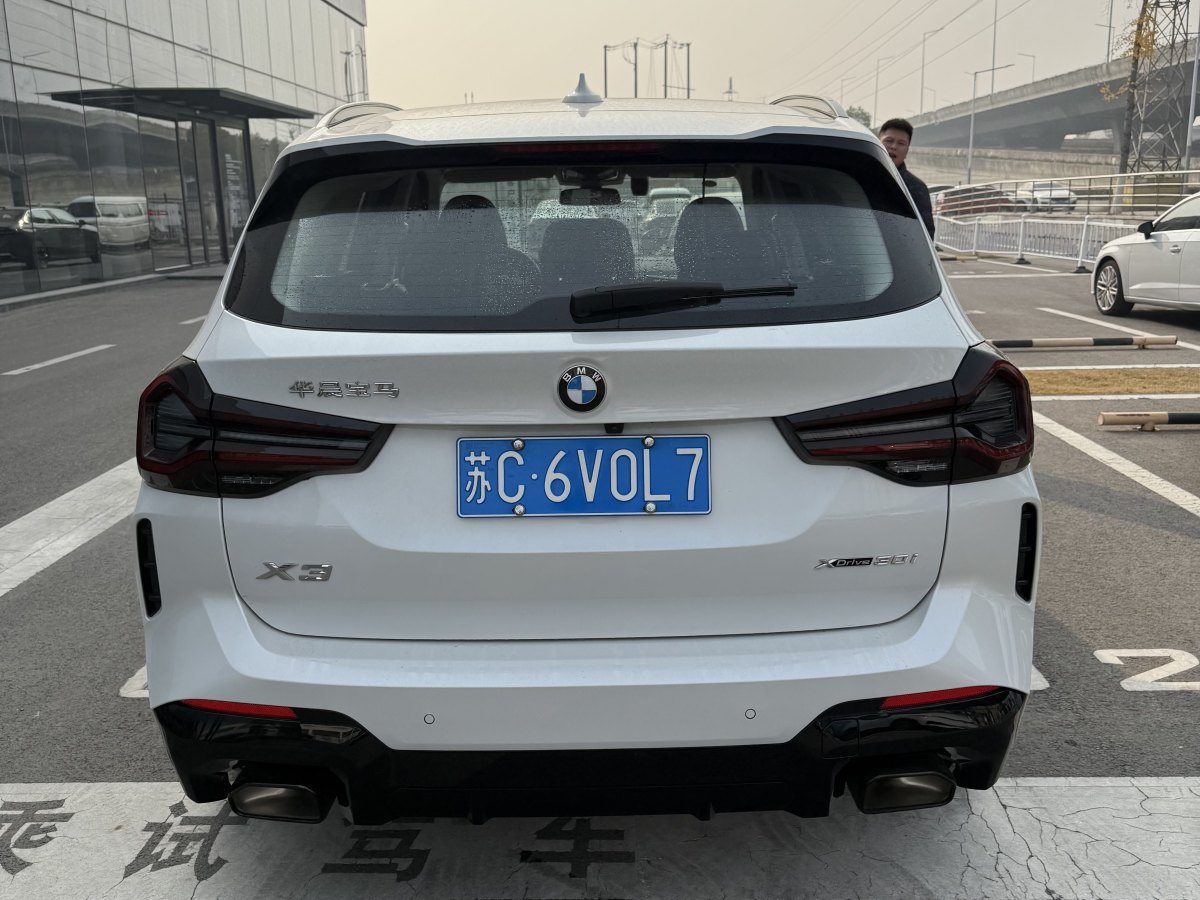 寶馬 寶馬X3  2023款 改款 xDrive30i 領(lǐng)先型 M曜夜套裝圖片