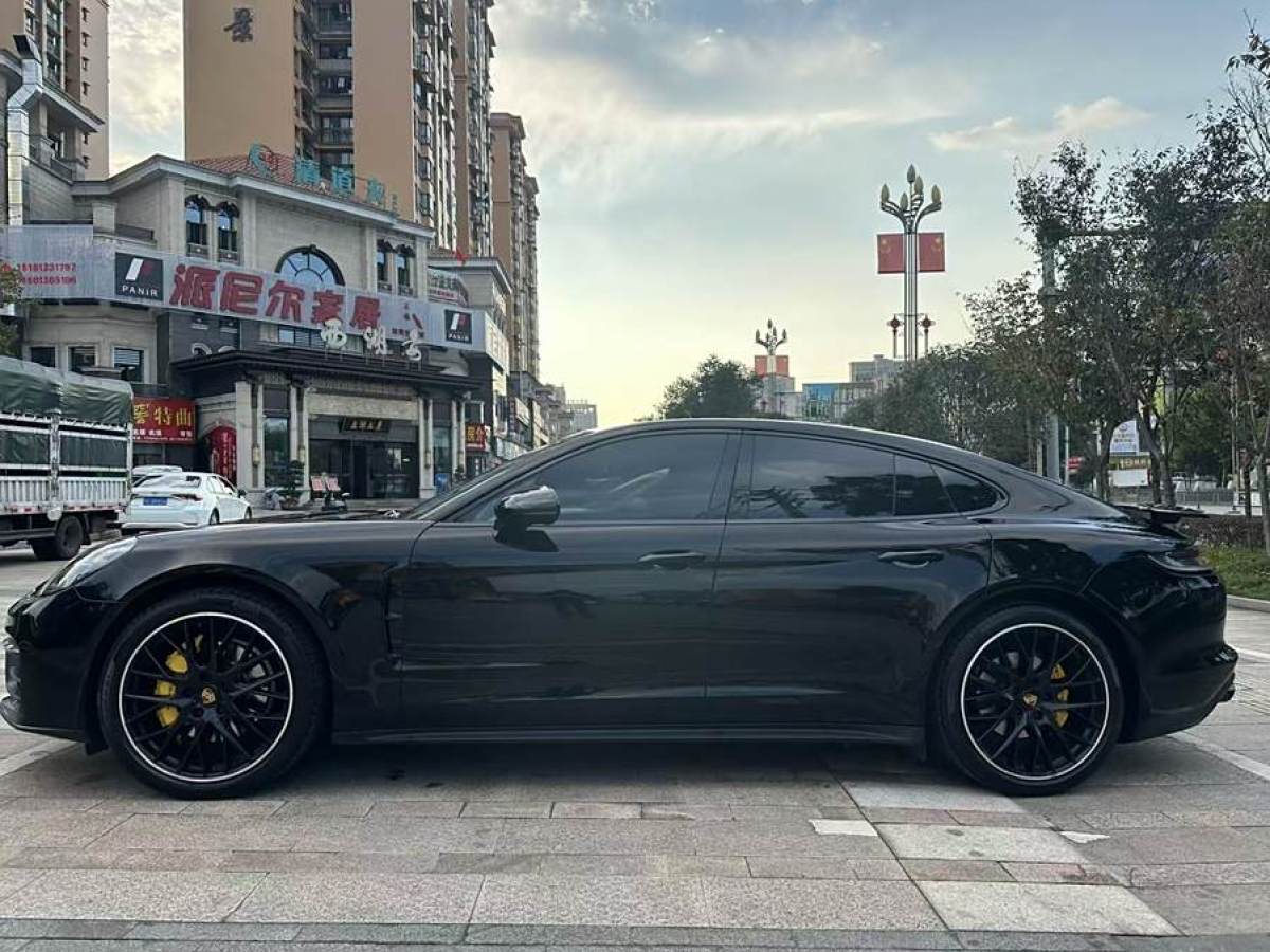 保時(shí)捷 Panamera  2022款 Panamera 2.9T 鉑金版圖片