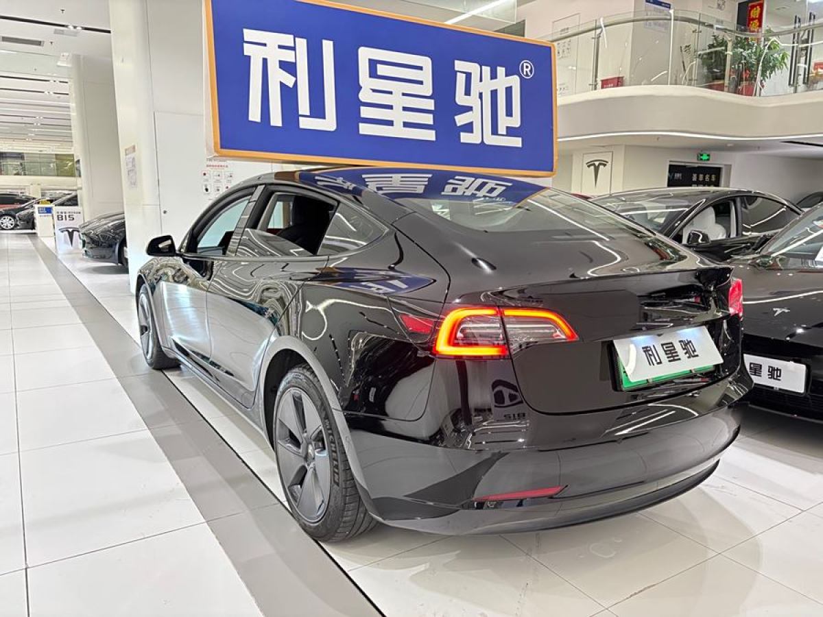 特斯拉 Model 3  2022款 改款 后輪驅(qū)動版圖片