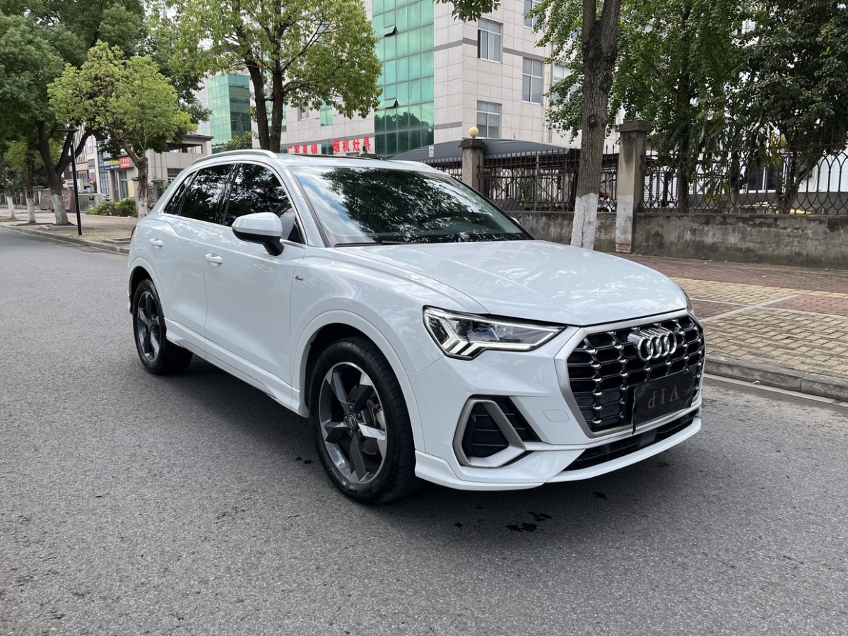 奥迪 奥迪Q3  2020款 35 TFSI 时尚动感型图片