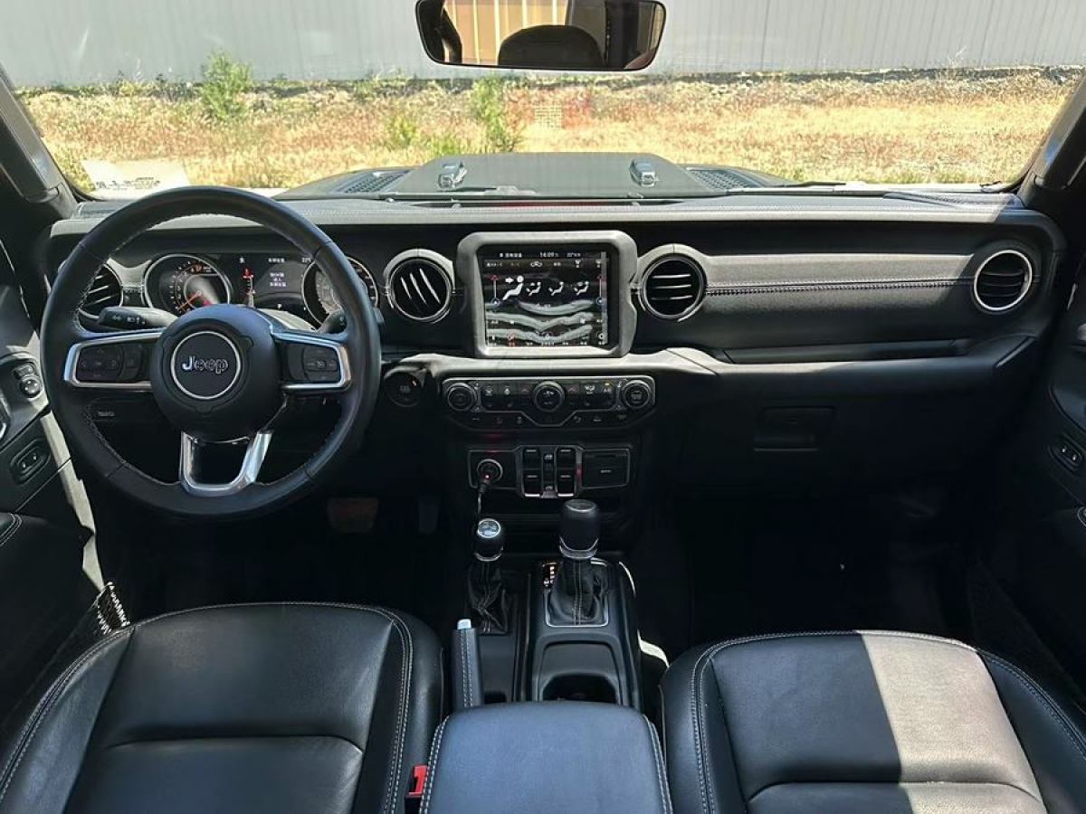 Jeep 角斗士  2023款 3.6L Overland圖片