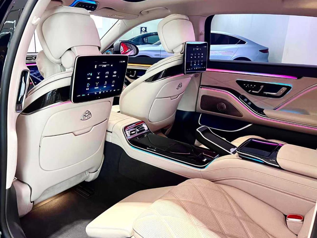 金冠 金冠奔馳V-Class  2023款 2.0T 巴赫?qǐng)D片
