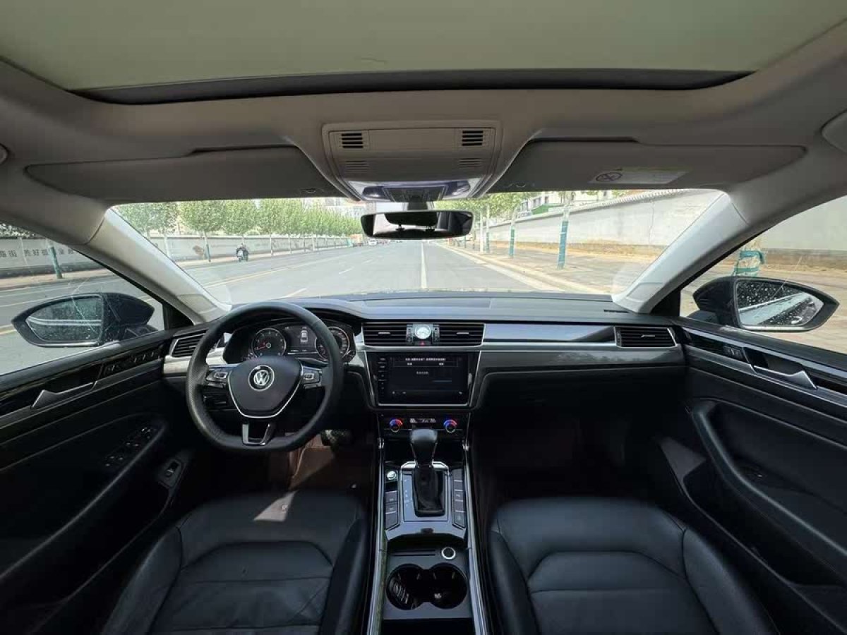 大眾 輝昂  2018款 改款 380TSI 兩驅(qū)商務(wù)版圖片