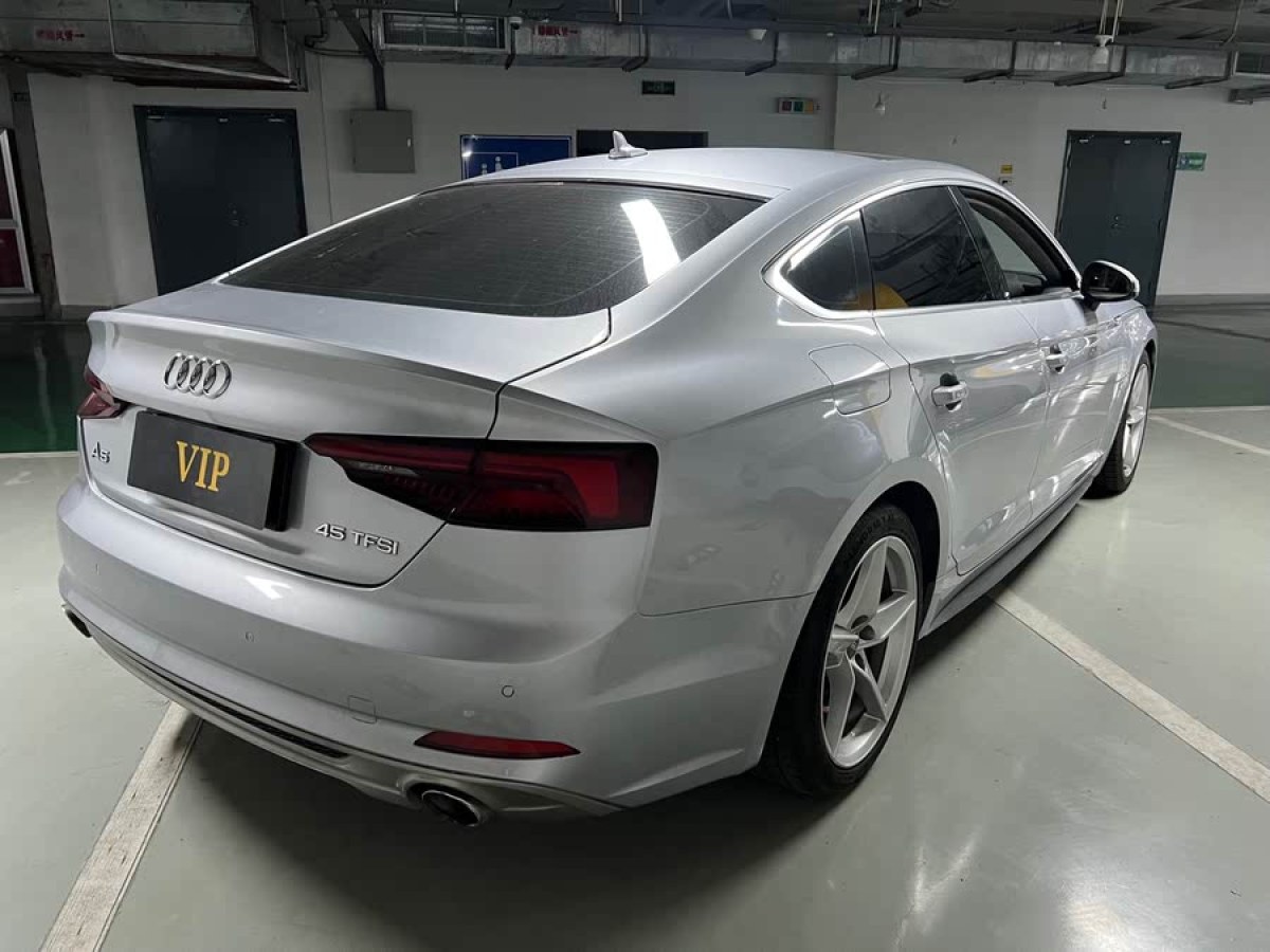 奧迪 奧迪A5  2019款 Sportback 45 TFSI 時(shí)尚型圖片