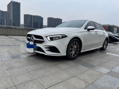 2020年10月 奔馳 奔馳A級 A 200 L 時(shí)尚型圖片