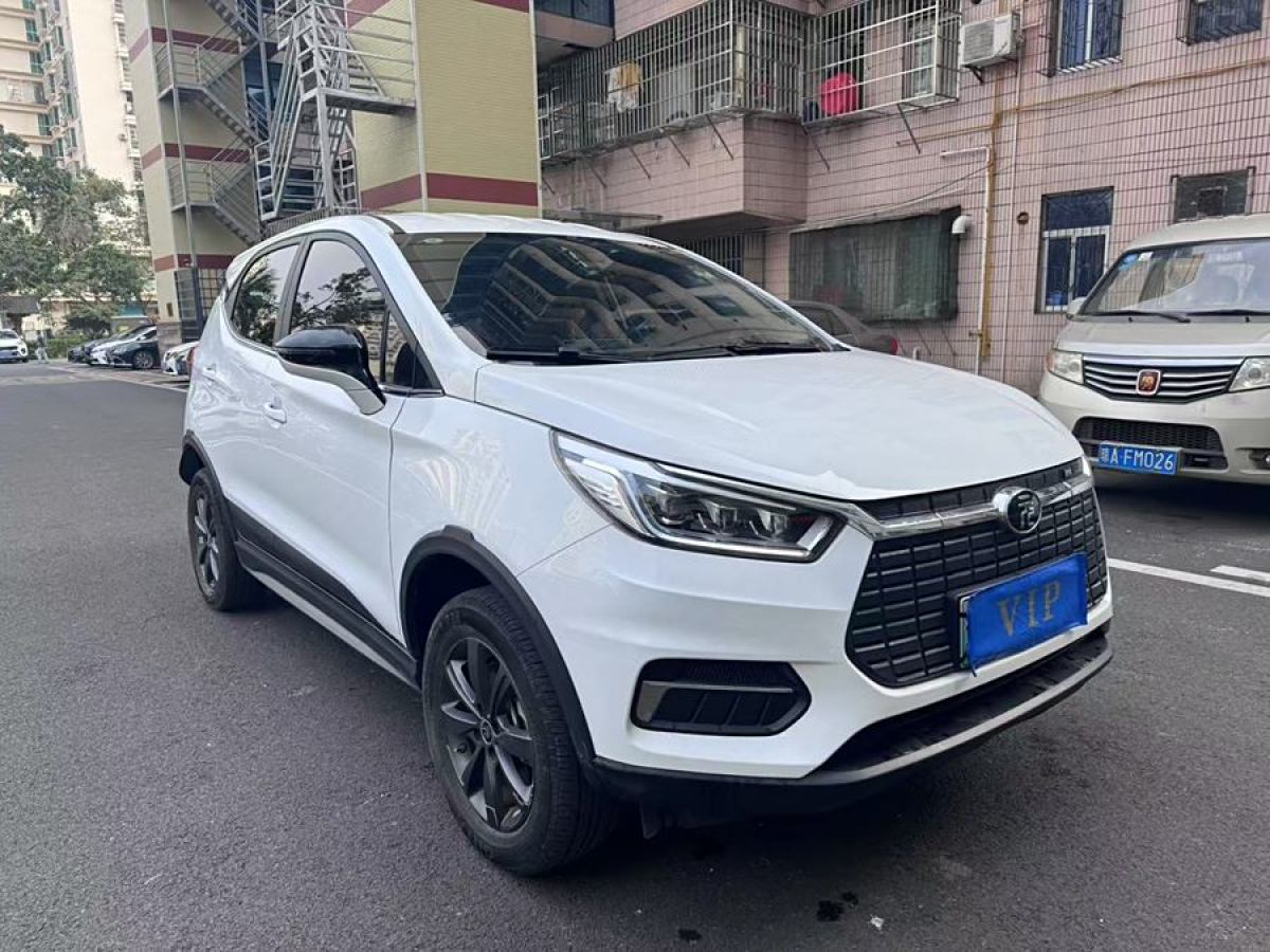 比亞迪 元新能源  2019款 EV535 智聯(lián)領(lǐng)創(chuàng)型圖片