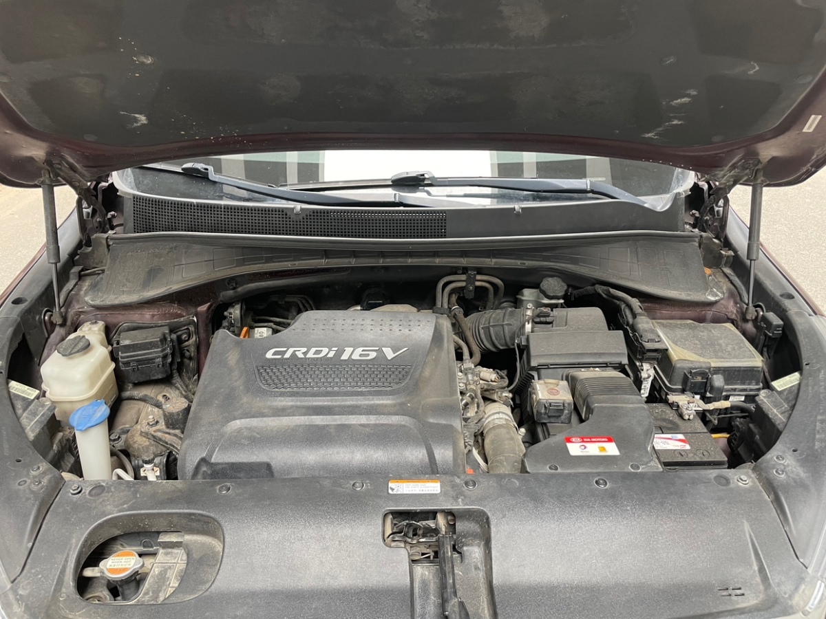 起亚 索兰托  2015款 索兰托L 2.2T 柴油4WD标准版 5座图片