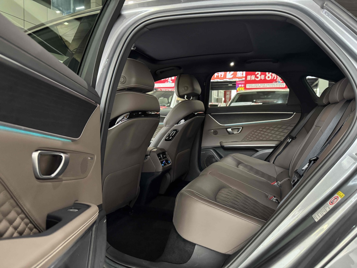 比亞迪 漢  2022款 DM-i 121KM 領(lǐng)航型圖片