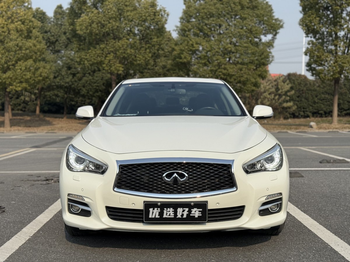 英菲尼迪 Q50L  2016款 2.0T 悅享版圖片