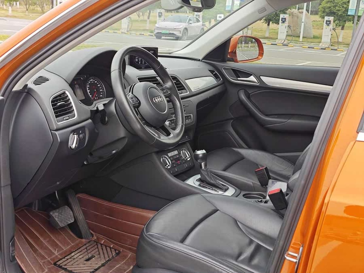 奧迪 奧迪Q3  2015款 35 TFSI quattro 技術(shù)型圖片