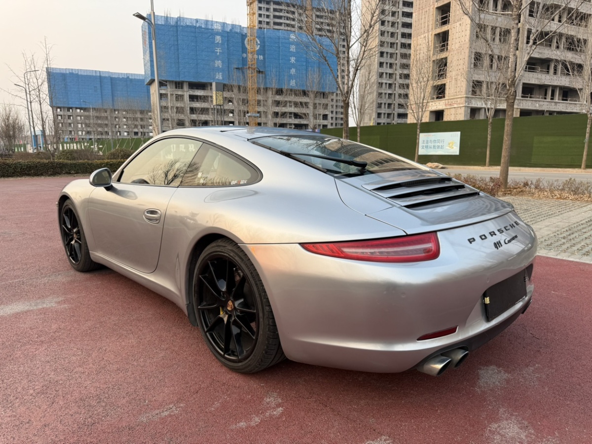 2014年12月保時(shí)捷 911  2015款 Carrera 4 3.4L Style Edition