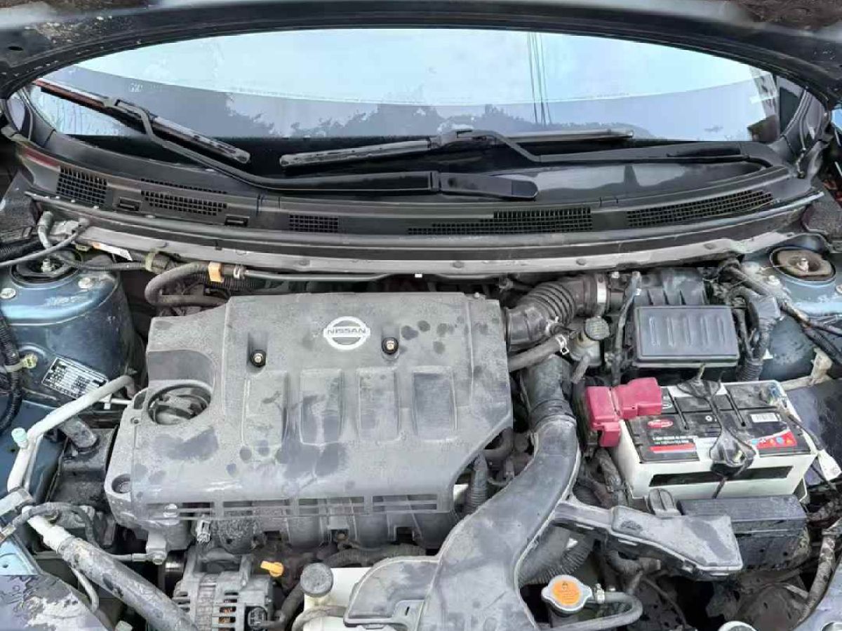 日產(chǎn) 驪威  2010款 勁逸版 1.8L 自動(dòng)標(biāo)準(zhǔn)型圖片